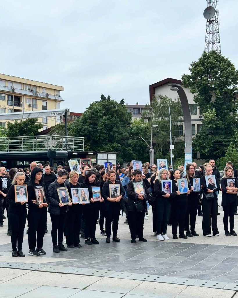 Родителите на загинатите младинци од Кочани најавија марш во Скопје: Ако се сплотиме, системот ќе постапи како што бара народот!
