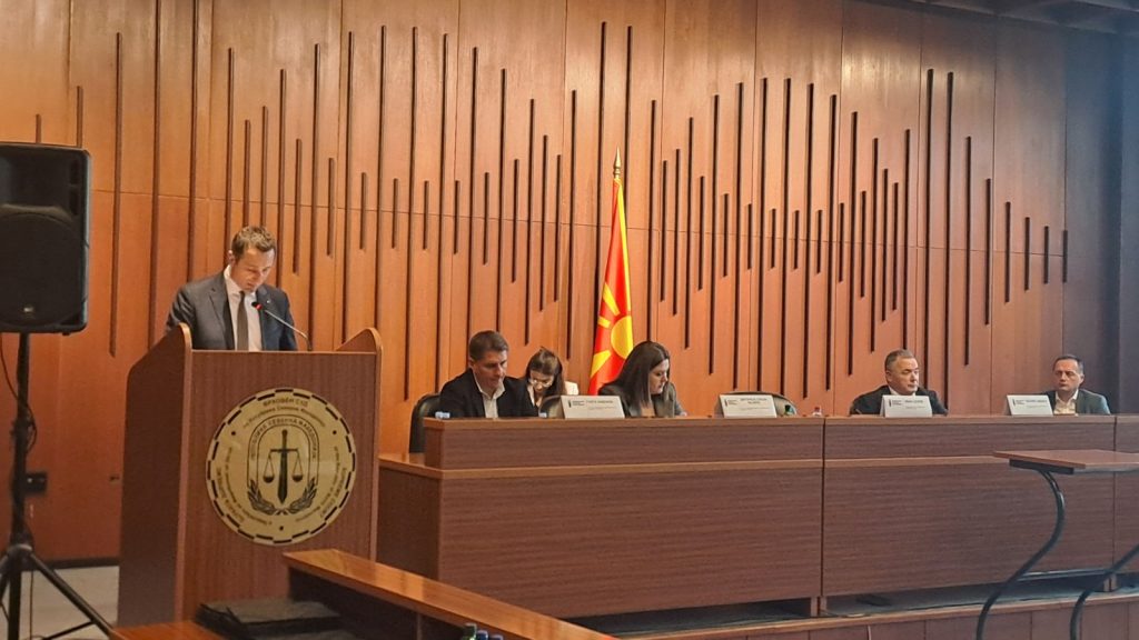 ВО СЛУЧАЈ НА ДОКАЖАНА КОРУПЦИЈА, ЈАСНО СЕ ОГРАДУВАМЕ ОД СЕКОЈ КОРУМПИРАН СУДИЈА: СЕ ОГЛАСИ ЗДРУЖЕНИЕТО НА СУДИИ