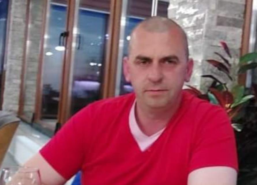 СЕ УРЕДУВА ПАРК И ЌЕ БИДЕ ПОСТАВЕНА СПОМЕН ПЛОЧА ВО ЧЕСТ НА ИЛЧО ГОЦЕВСКИ ВО ЗДРАВСТВЕНИОТ ДОМ ВО ДЕЛЧЕВО
