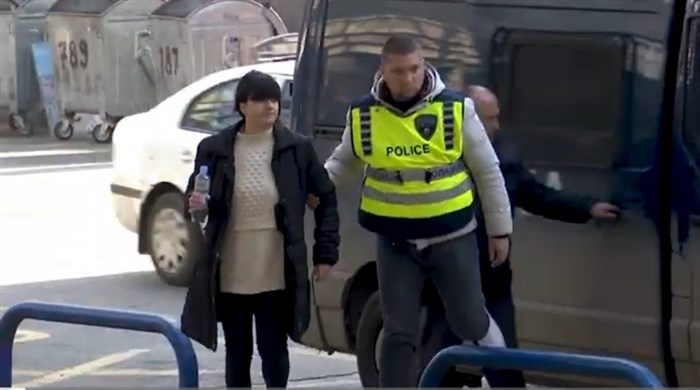 РЕЧИСИ ДВЕ ГОДИНИ ТРАЕ СУДЕЊЕТО НА ВАНГЕЛИЦА КОЈА ПО ДЕСЕТ ГОДИНИ ТРПЕЊЕ НАСИЛСТВО, ГИ УБИ НЕЈЗИНИОТ СОПРУГ И СВЕКОР