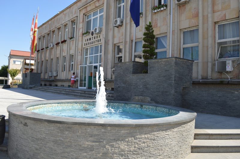 КАВАДАРЕЧКИОТ СУД ЈА ИСПРАТИ ВО ПСИХИЈАТРИСКА БОЛНИЦА ЖЕНАТА КОЈА ПИЈАНА ГО НАПАДНА СОПРУГОТ СО НОЖ