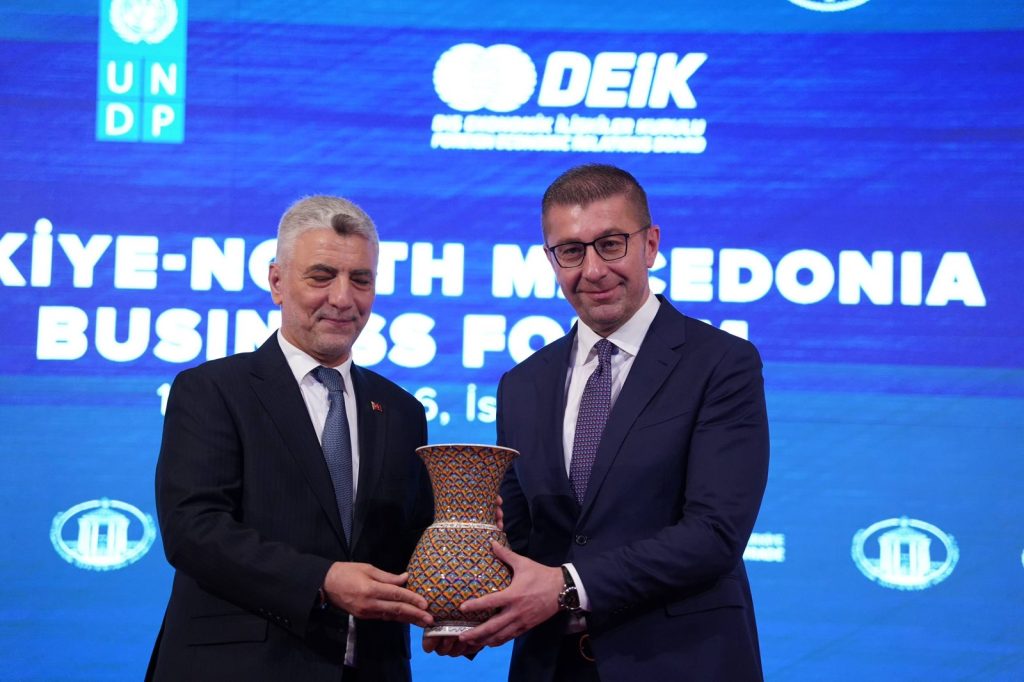 МИЦКОСКИ: ПОСТОИ НАВИСТИНА ГОЛЕМ ИНТЕРЕС КАЈ ТУРСКИТЕ БИЗНИСМЕНИ ЗА ИНВЕСТИРАЊЕ ВО МАКЕДОНИЈА