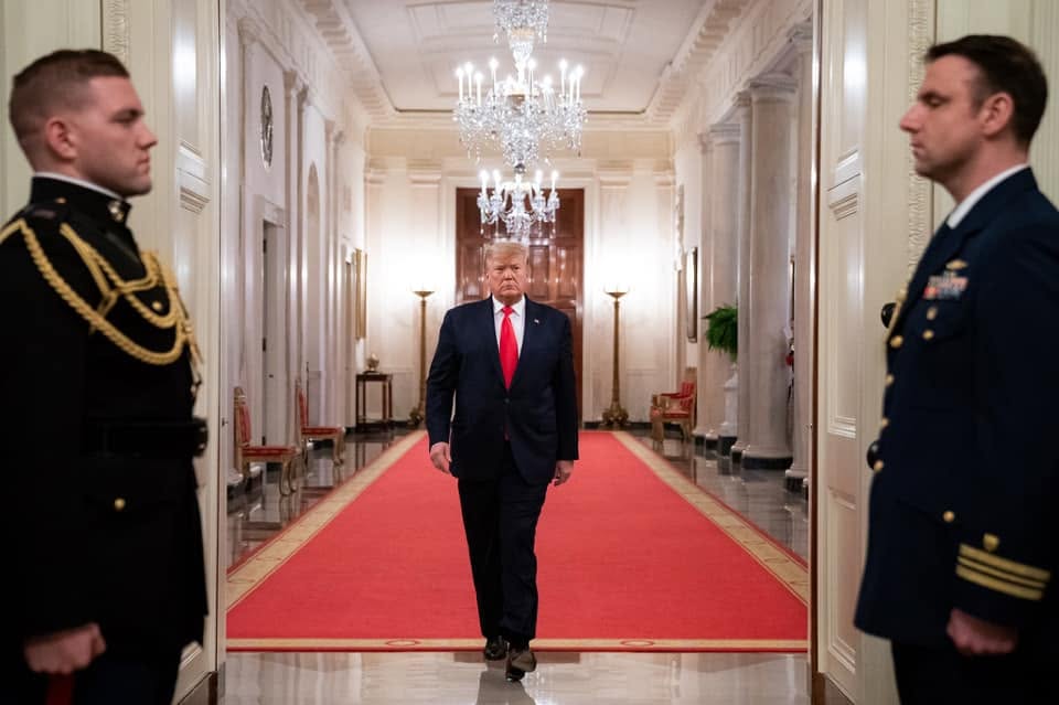 ДЕН ПО 80-ТИОТ РОДЕНДЕН ТРАМП ОБЈАВИ ДЕКА ИРАН И САД ПОСТИГНАЛЕ ДОГОВОР: НЕКА ТЕЧЕ НАФТАТА!