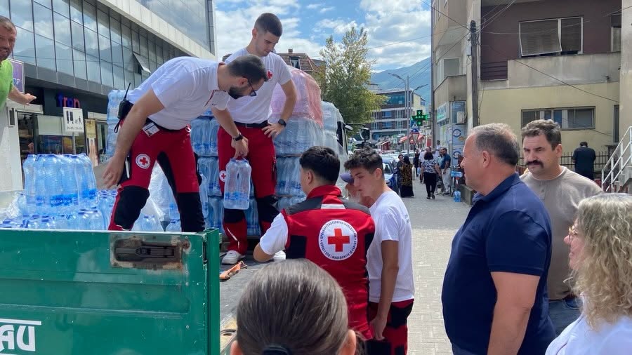 ЦРВЕНИОТ КРСТ СО АПЕЛ ДО ГРАЃАНИТЕ ЗА ПОДДРШКА НА ГОСТИВАР
