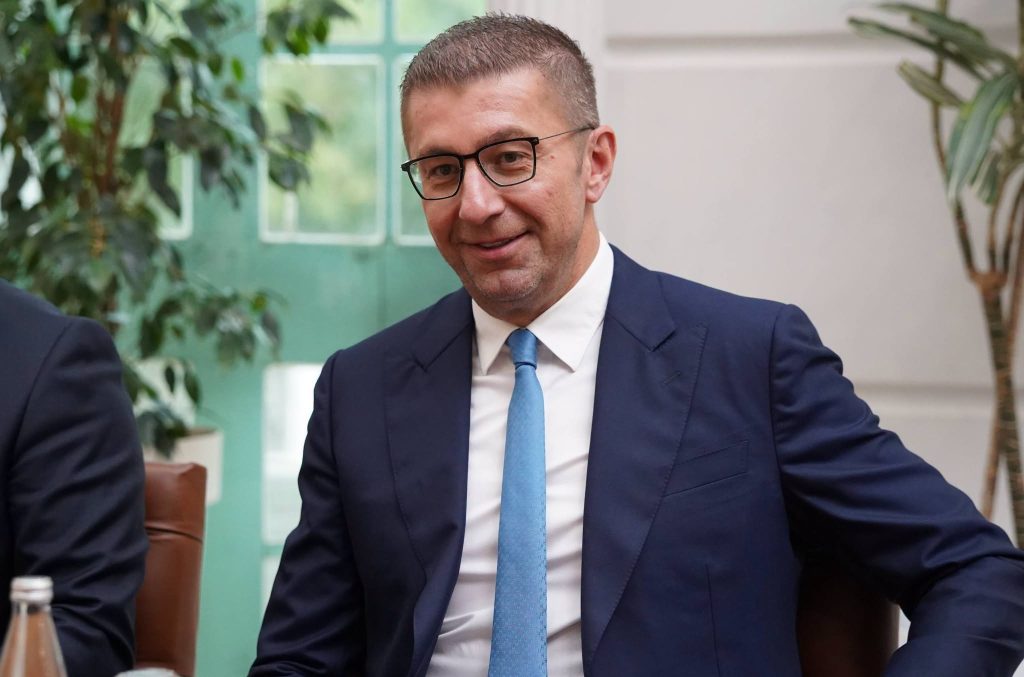 МИЦКОСКИ ПО ПРОМЕНИТЕ ВО ВЛАДАТА: БЛАГОДАРНОСТ ДО ТИЕ ШТО СЛУЖЕА, ОЧЕКУВАЊА ОД ТИЕ ШТО ДОАЃААТ